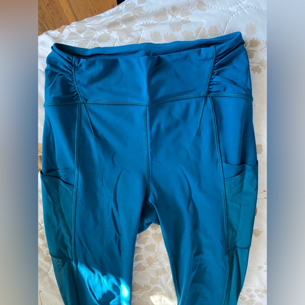Lululemon blue green leggings